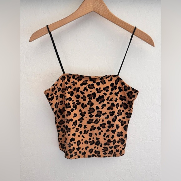 Heart & Hips Leopard Print Spaghetti Strap Crop Top Size S - Picture 1 of 6